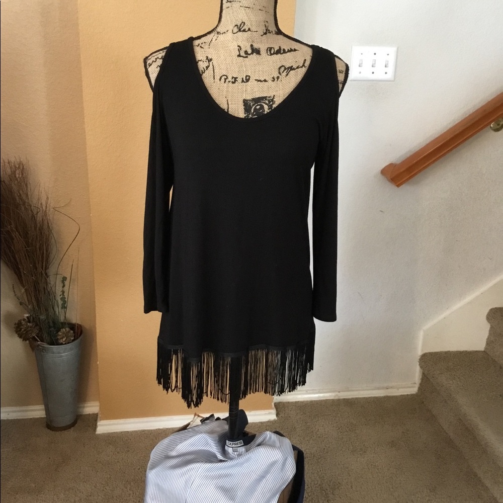 Cold Shoulder Fringe Top